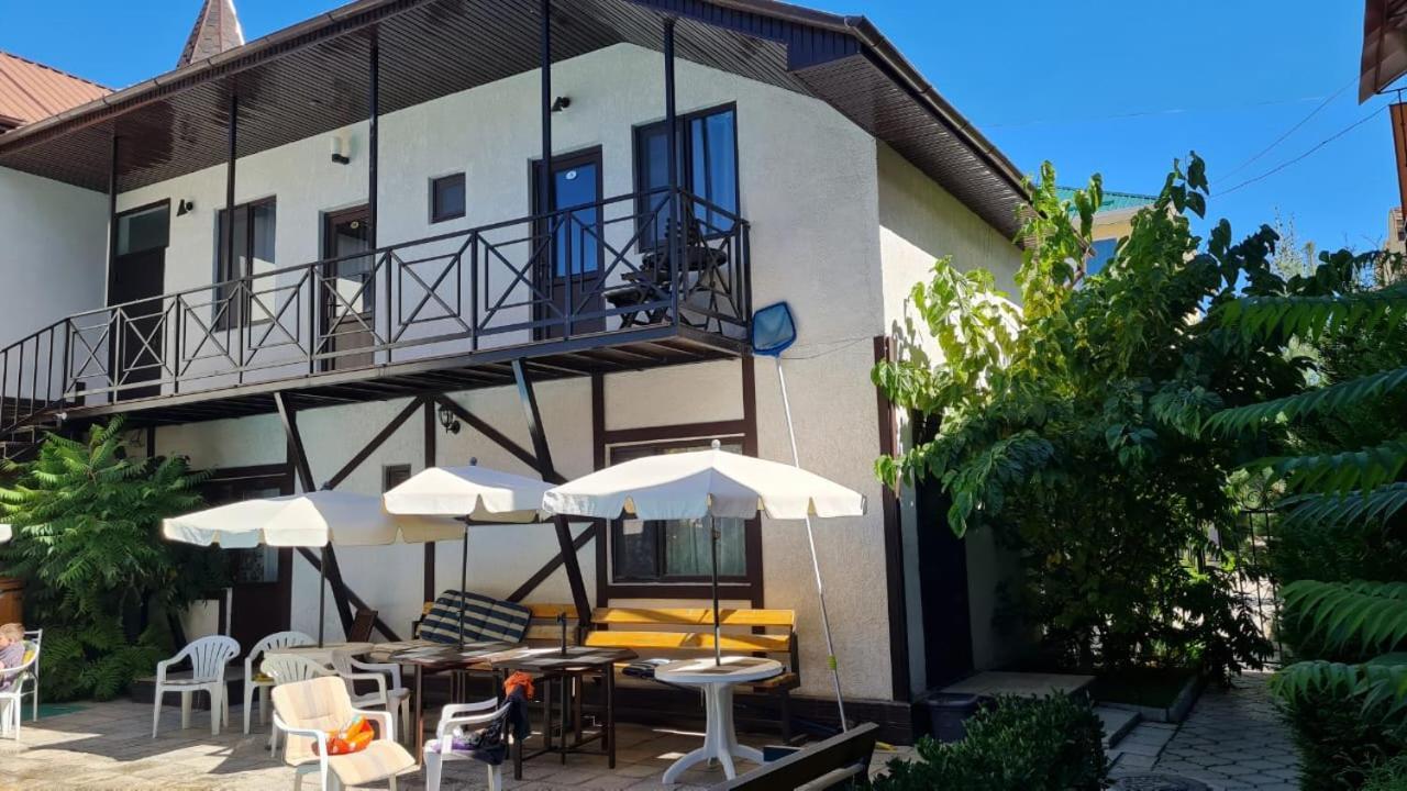 Evropa Hotel Bosteri Exterior photo